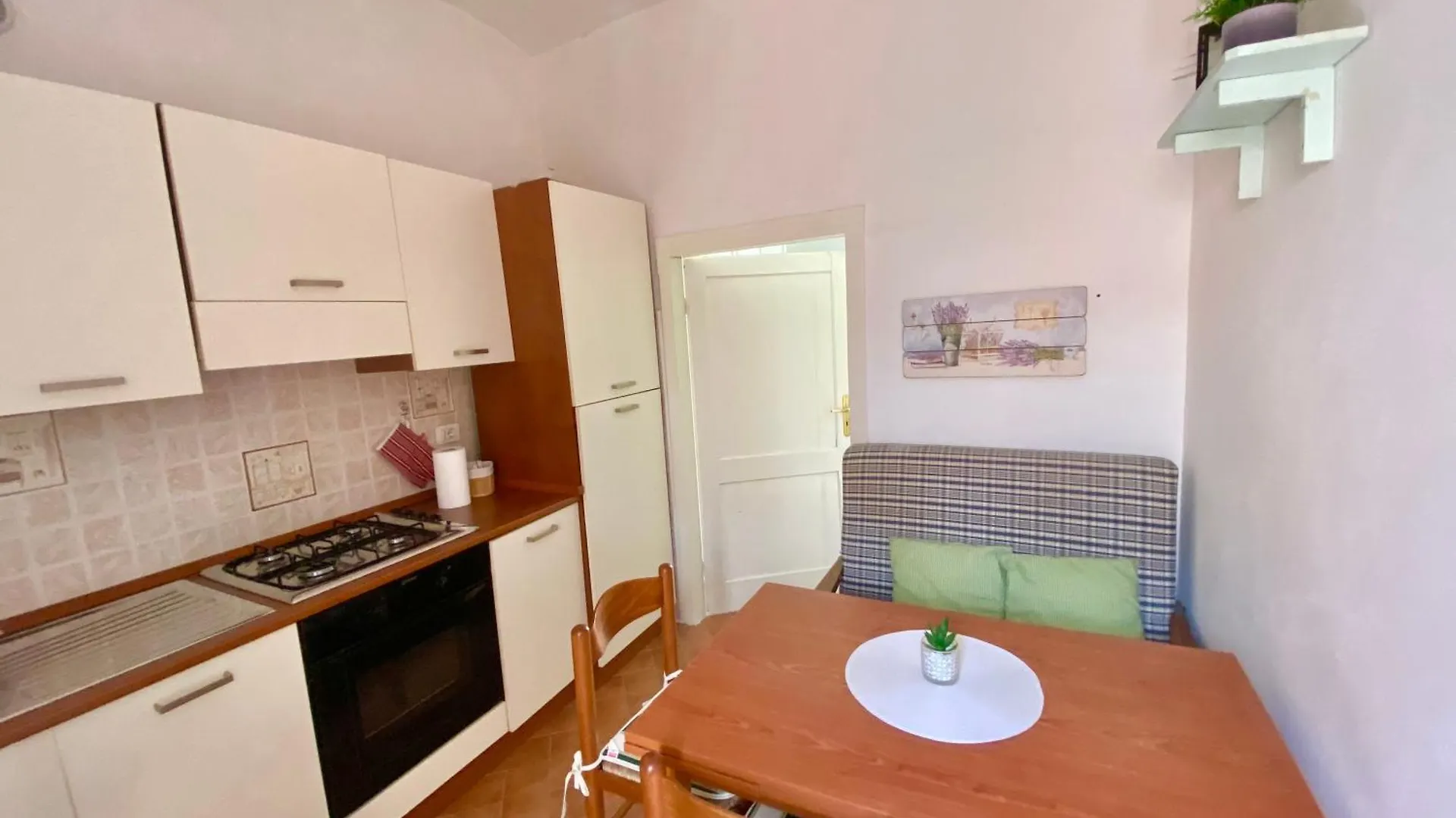 Urban Garden Apartment Manciano Italy